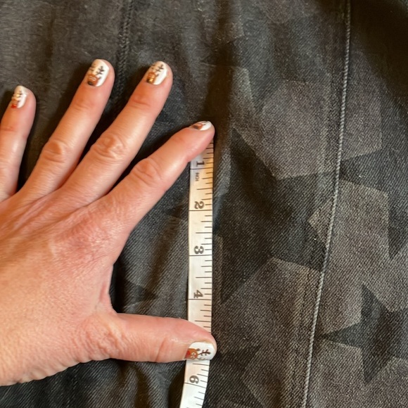 ⭐️skirt with lots  stars on it✨excellent condition - Picture 7 of 9